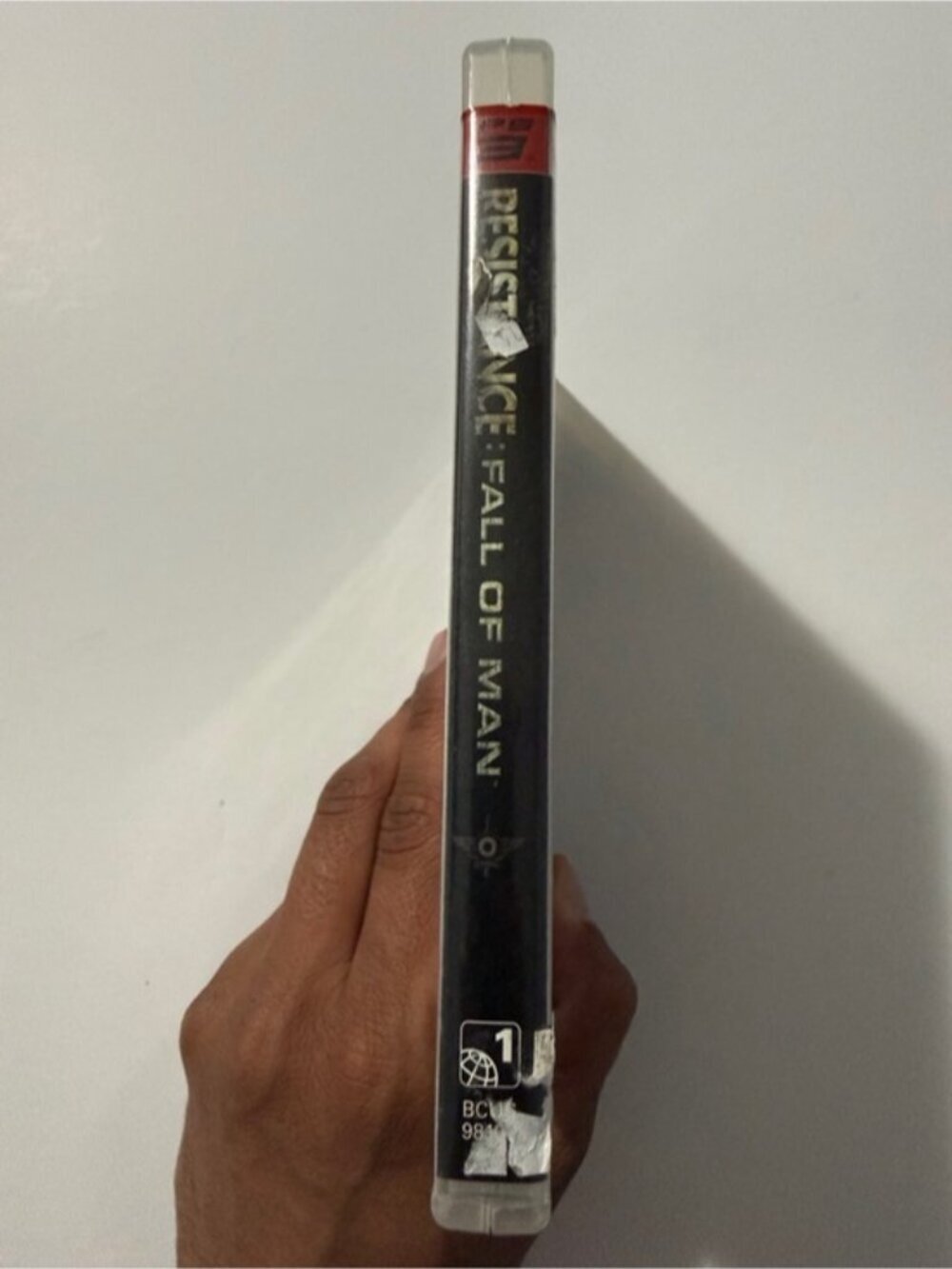 Resistance Fall of Man PS3 Complete w/ Case Manual Inserts - Picture 3 of 5